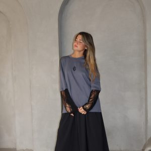 חולצת האש שלי אפור שרוול תחרה